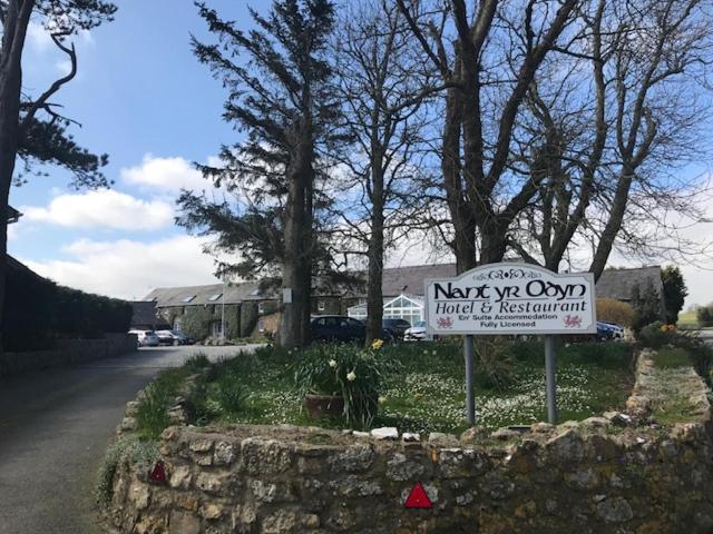 Nant Yr Odyn Country Hotel & Restaurant Ltd Llangefni Exterior photo
